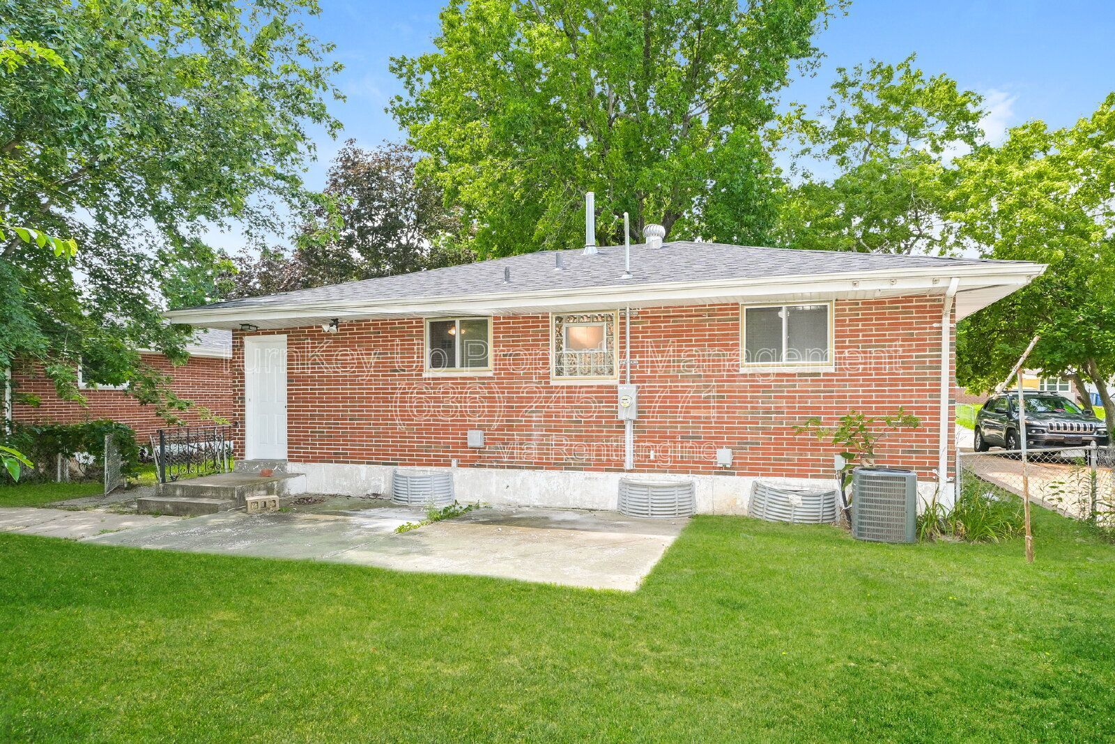 Looking for a Move-In Ready Home? Tour This 3-Bed, 2-Bath at 1225 Senate Drive property image