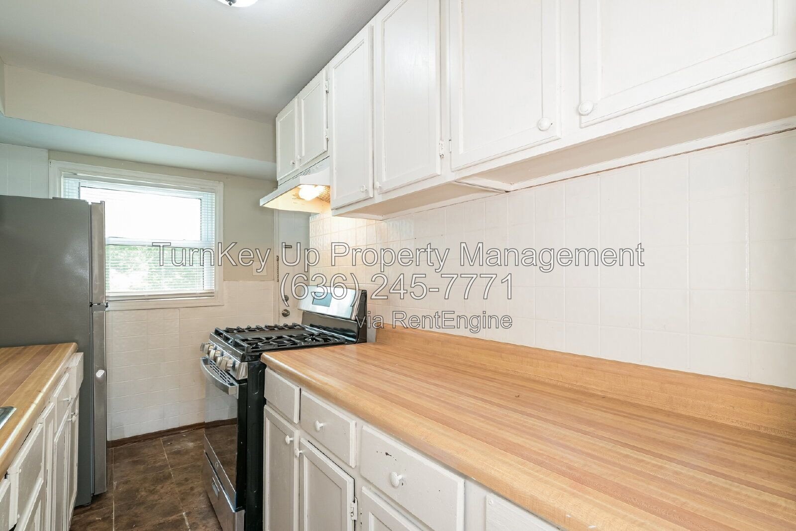 Move-In Ready 3-Bedroom Home at 10300 Ross Circle, St. Louis – Section 8 Welcome! property image
