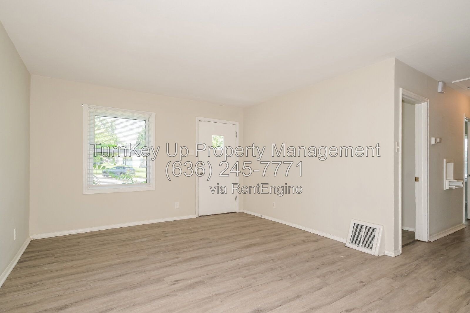 Move-In Ready 3-Bedroom Home at 10300 Ross Circle, St. Louis – Section 8 Welcome! property image