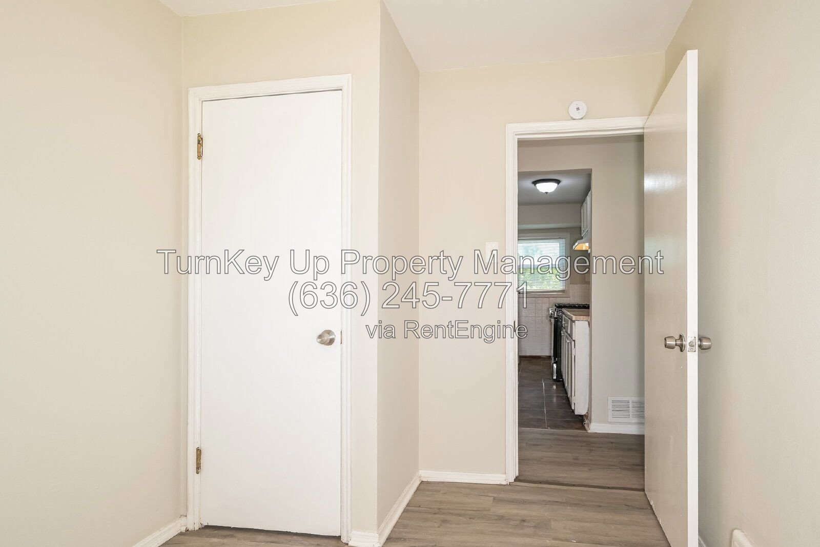 Move-In Ready 3-Bedroom Home at 10300 Ross Circle, St. Louis – Section 8 Welcome! property image