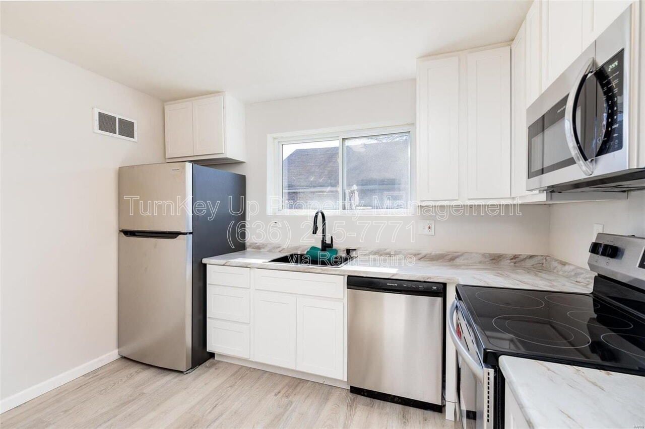 Move-In Ready 3BR Home – Section 8 Welcome – 3513 West Pl property image